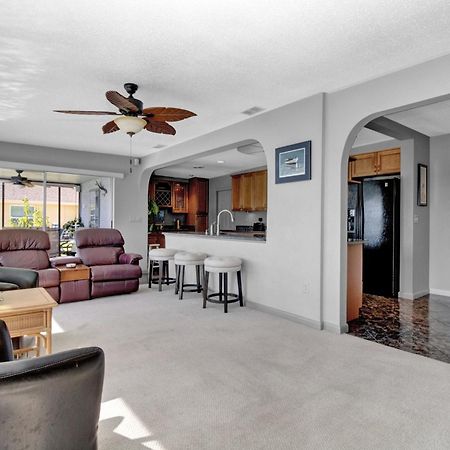 Pet Friendly Canal Front 3-Bedroom Grand Villa With Pool, Linai And Dock 포트샬롯 외부 사진