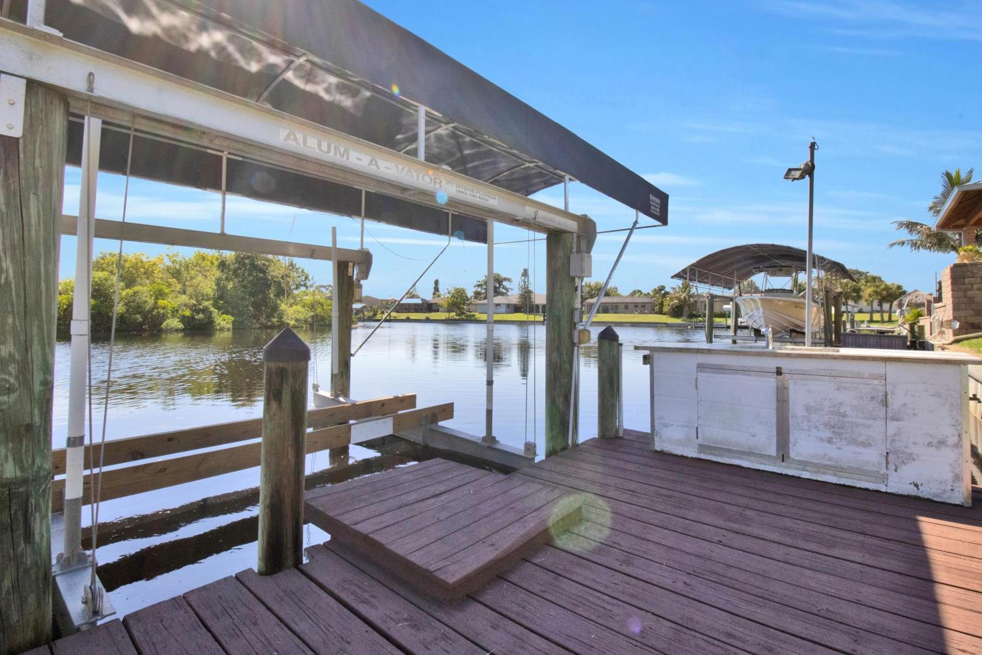 Pet Friendly Canal Front 3-Bedroom Grand Villa With Pool, Linai And Dock 포트샬롯 외부 사진