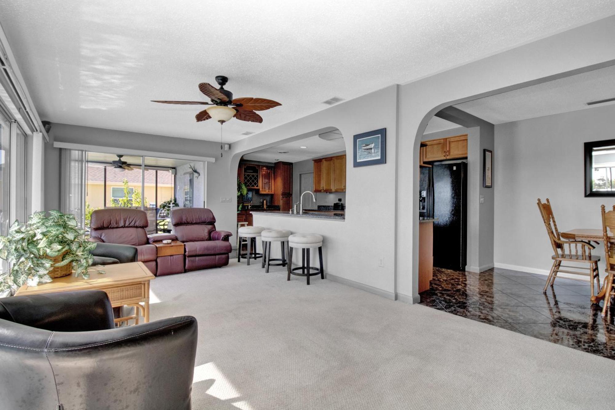 Pet Friendly Canal Front 3-Bedroom Grand Villa With Pool, Linai And Dock 포트샬롯 외부 사진