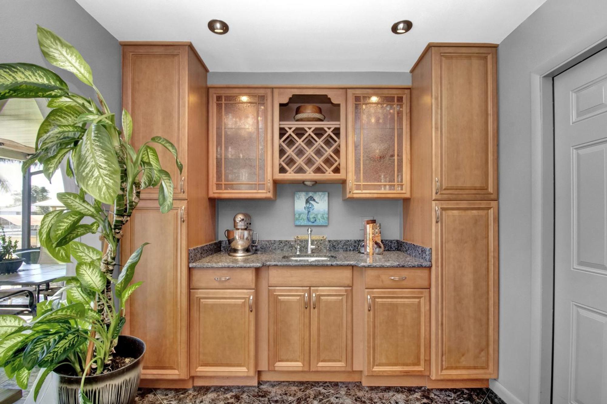Pet Friendly Canal Front 3-Bedroom Grand Villa With Pool, Linai And Dock 포트샬롯 외부 사진