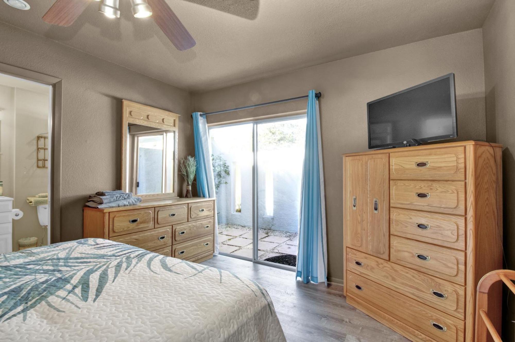 Pet Friendly Canal Front 3-Bedroom Grand Villa With Pool, Linai And Dock 포트샬롯 외부 사진